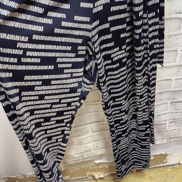 Beach Girl Living Black and White Sheath Jumpsuit with Plunge Neckline - Picture 3 of 5